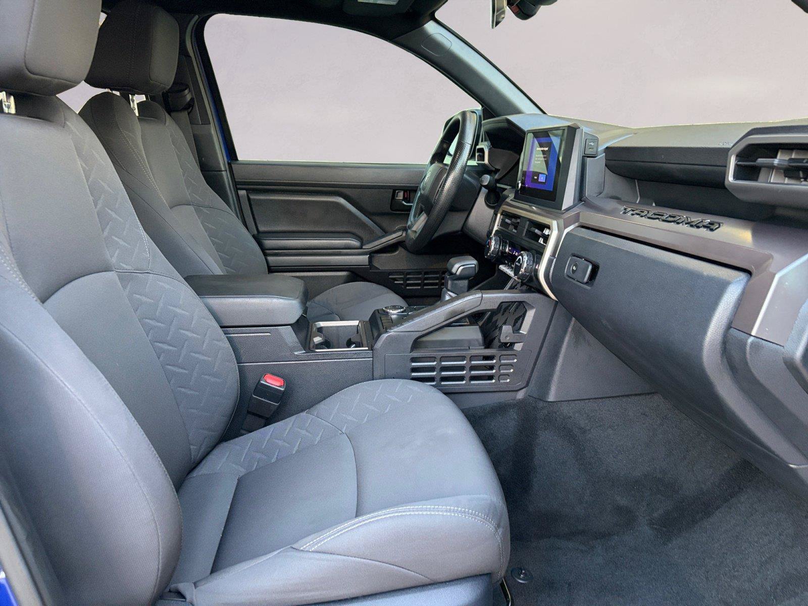 Used 2025 Toyota Tacoma SR5 RWD image 15