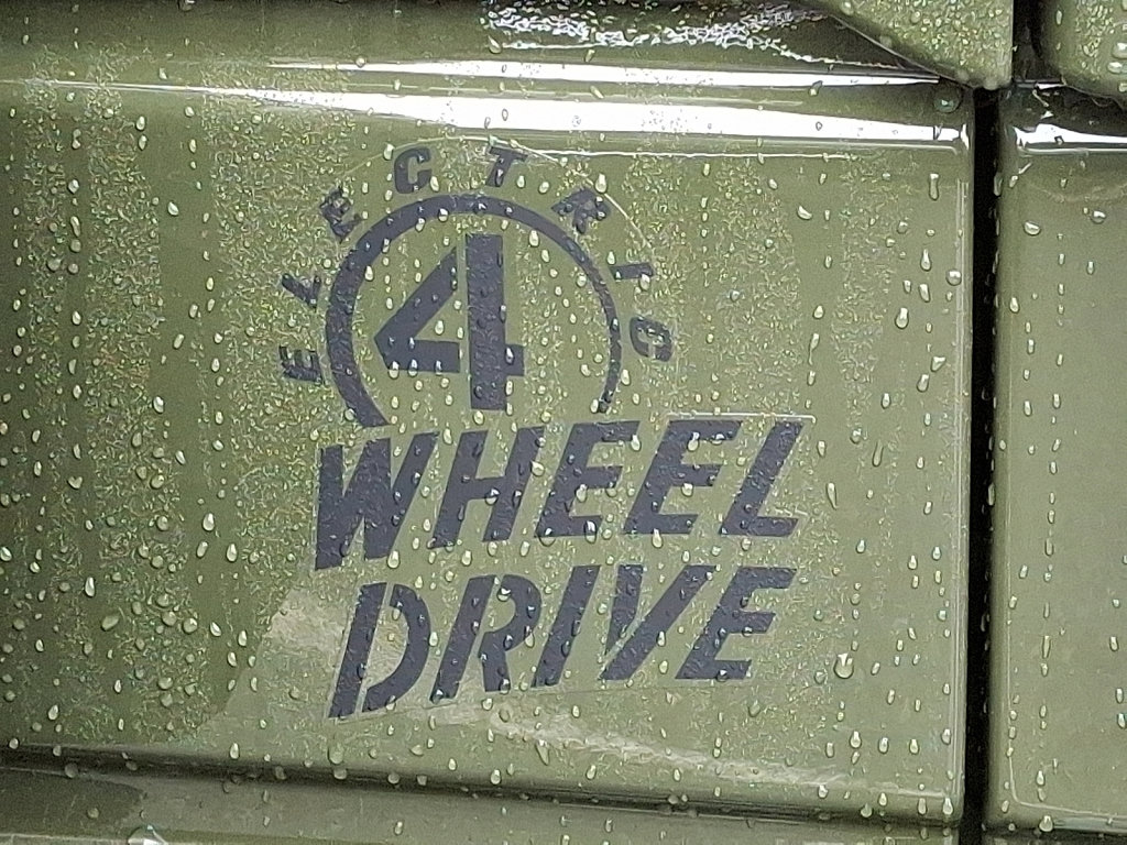 Used 2024 Jeep Wrangler Unlimited image 16