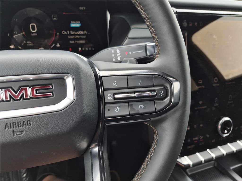 Used 2025 GMC Acadia AT4 AWD/4WD image 26