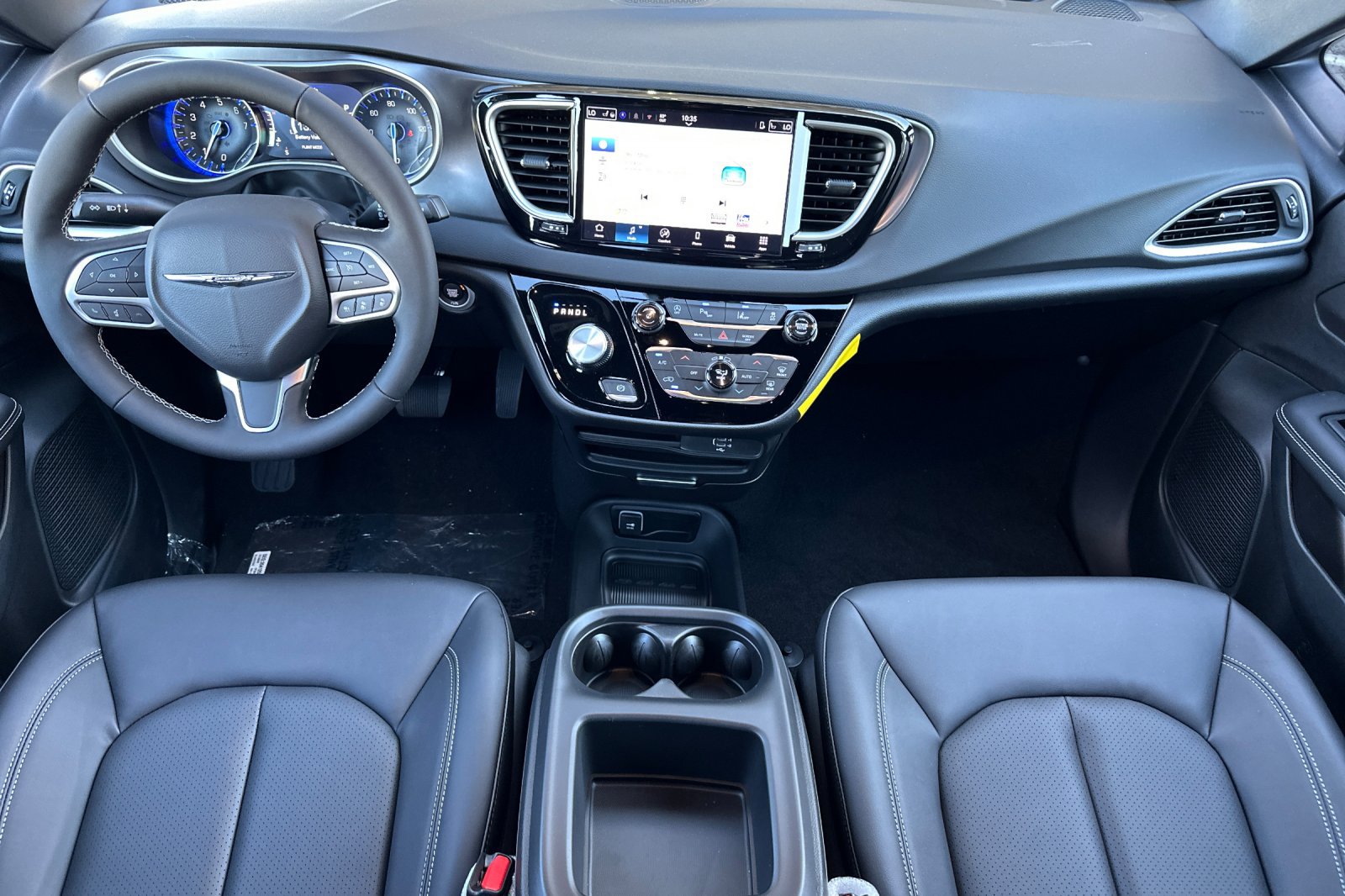 New 2026 Chrysler Voyager LX FWD image 13