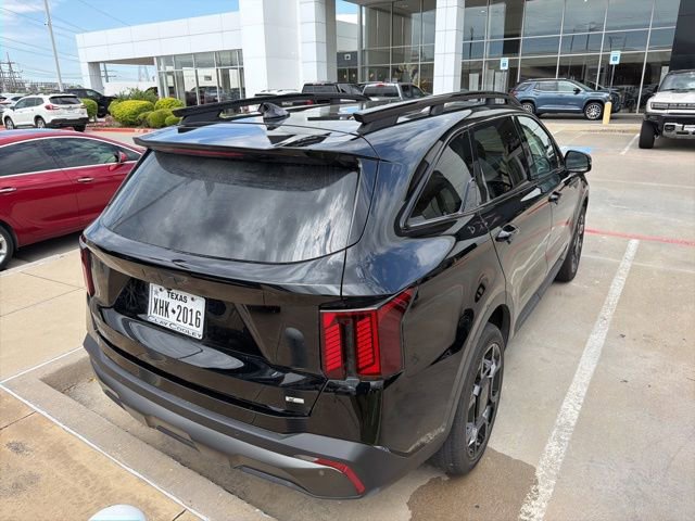 Used 2025 Kia Sorento SX AWD/4WD image 4