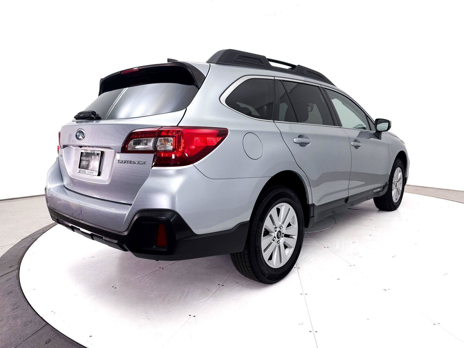 Used 2019 Subaru Outback 2.5i Premium AWD/4WD image 11