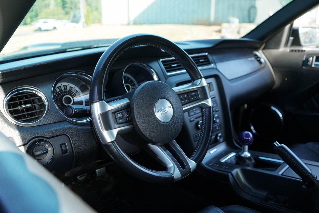 Used 2013 Ford Mustang GT Premium w/ Security Pkg image 6