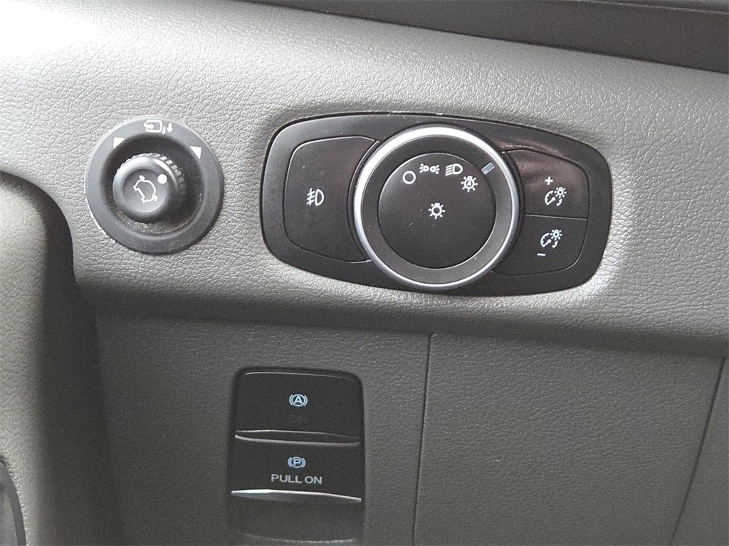 Used 2023 Ford Transit 350 XLT image 26