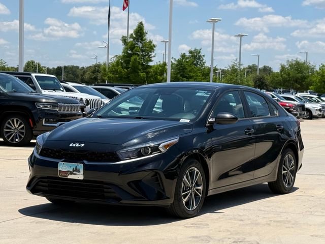 Used 2023 Kia Forte LXS FWD image 8