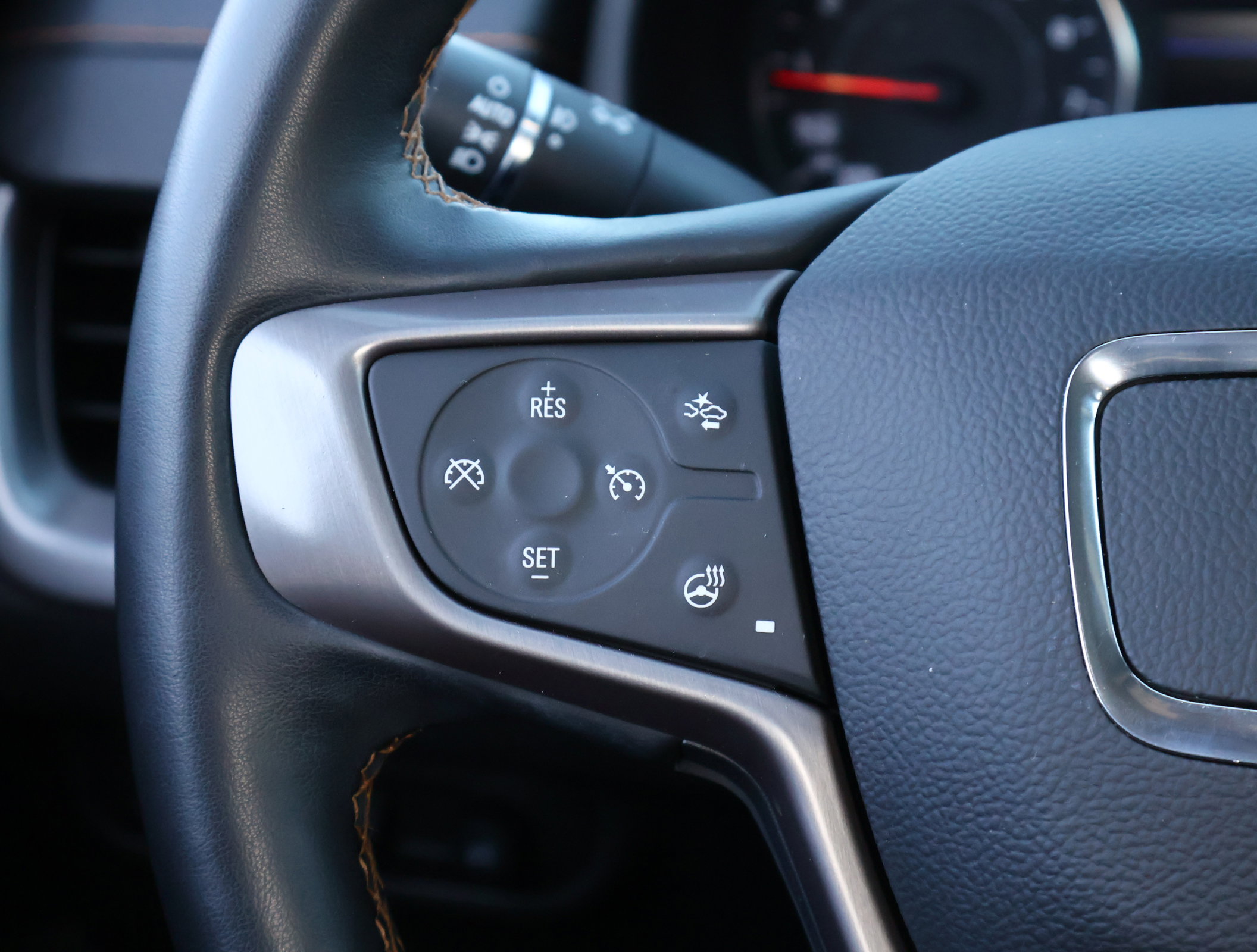 Used 2024 GMC Terrain AT4 w/ Tech Package image 17