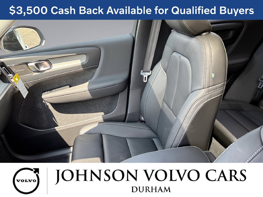 New 2026 Volvo XC40 B5 Plus w/ Climate Package AWD/4WD image 28