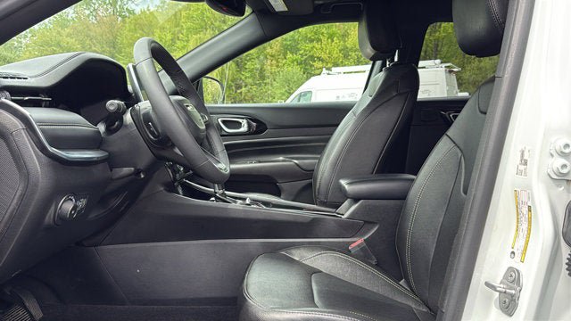 Certified 2023 Jeep Compass High Altitude AWD/4WD image 13
