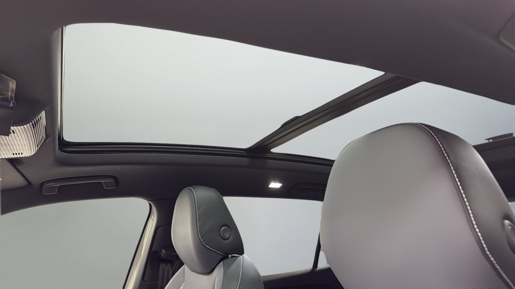 New 2026 Volkswagen Tiguan SE R-Line AWD/4WD image 18