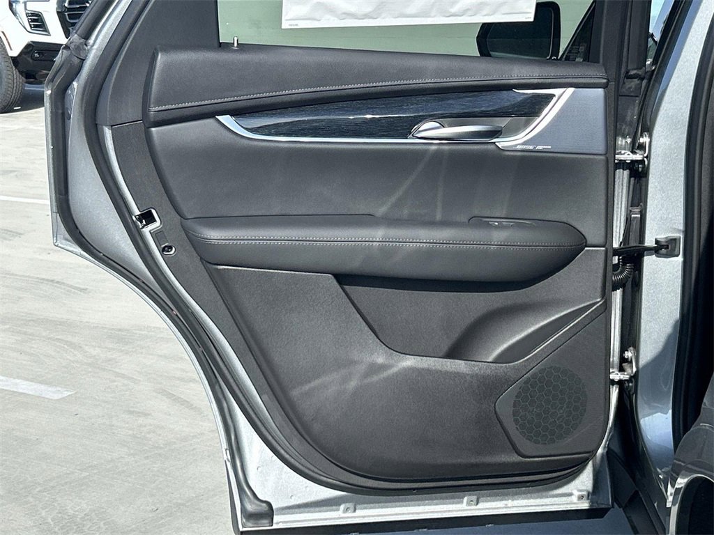 New 2025 Cadillac XT5 Premium Luxury image 24