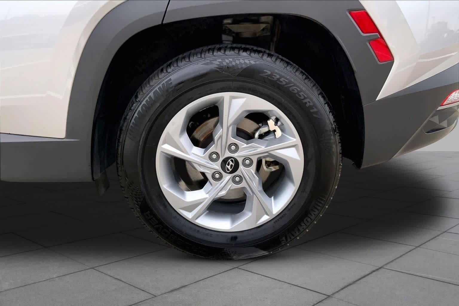 Used 2024 Hyundai Tucson SEL AWD/4WD image 11
