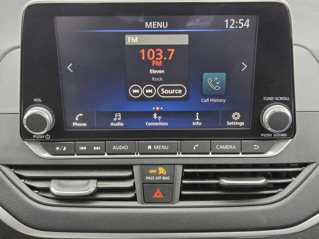 Used 2025 Nissan Altima 2.5 S FWD image 8