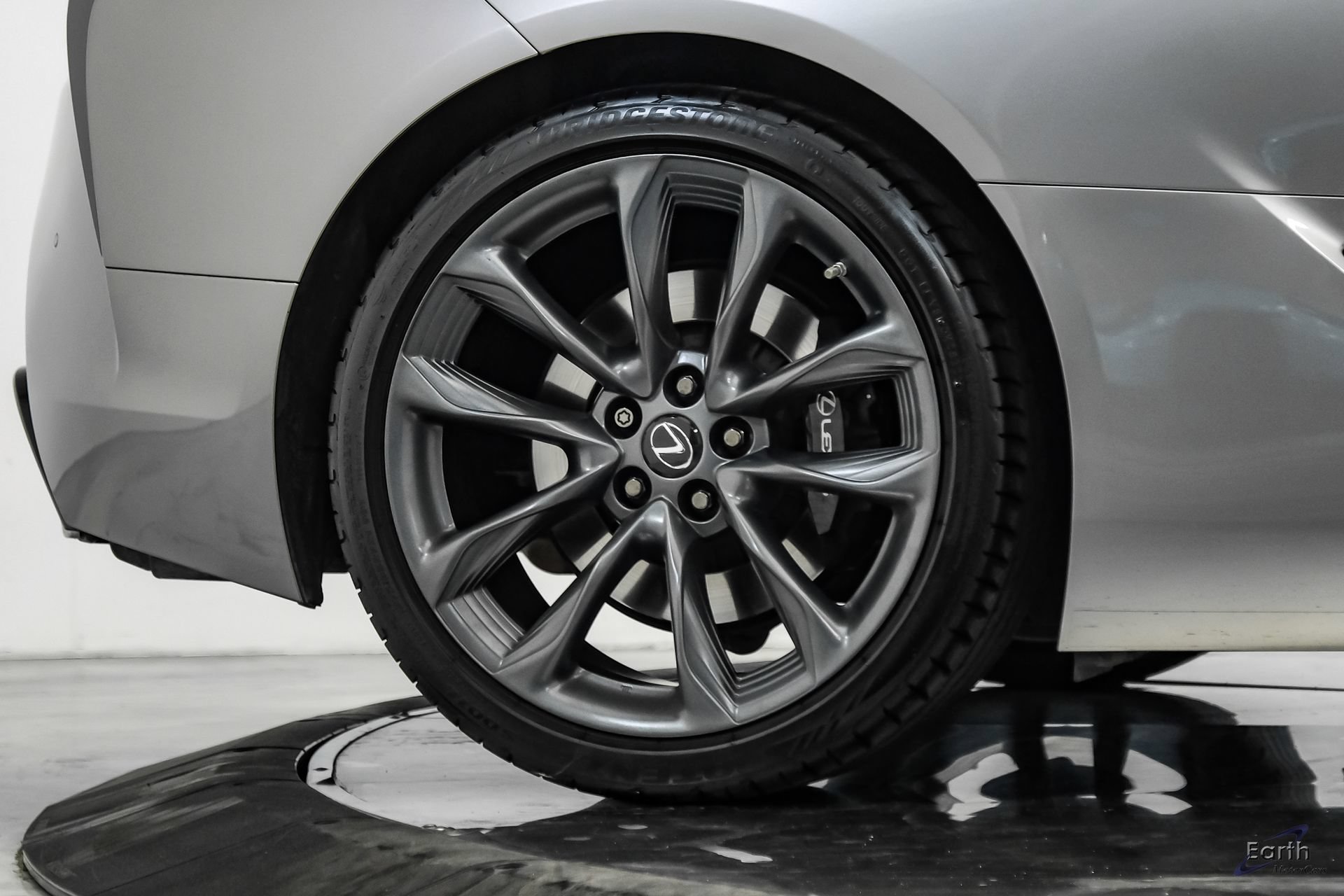 Used 2018 Lexus LC 500 Coupe w/ Performance Package RWD image 90