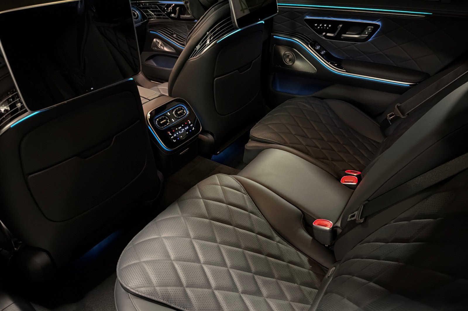 New 2027 Mercedes-Benz S 580 4MATIC Sedan image 11