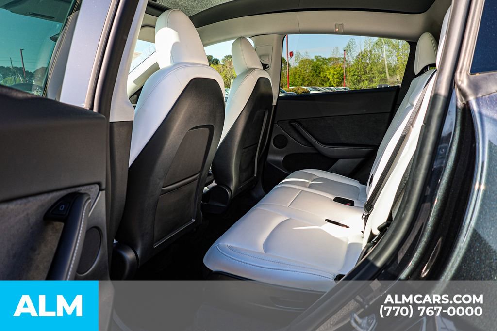 Used 2024 Tesla Model Y Long Range image 19
