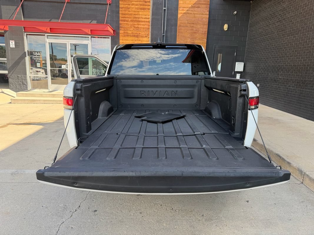 Used 2022 Rivian R1T Adventure AWD/4WD image 22