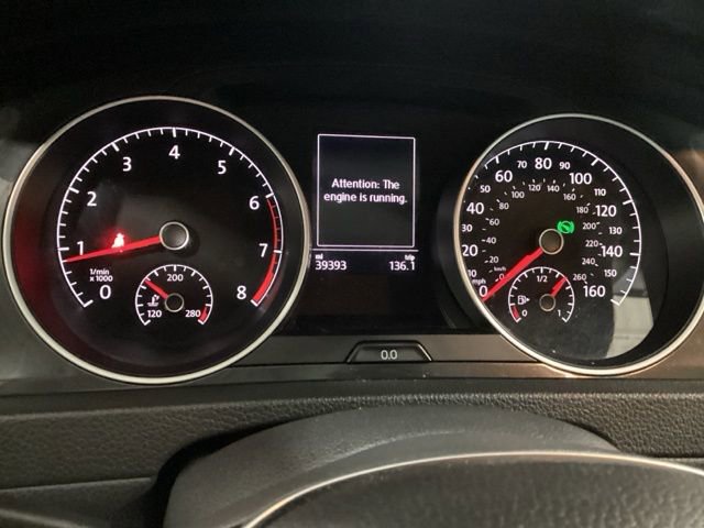 Used 2020 Volkswagen Golf 4-Door image 6