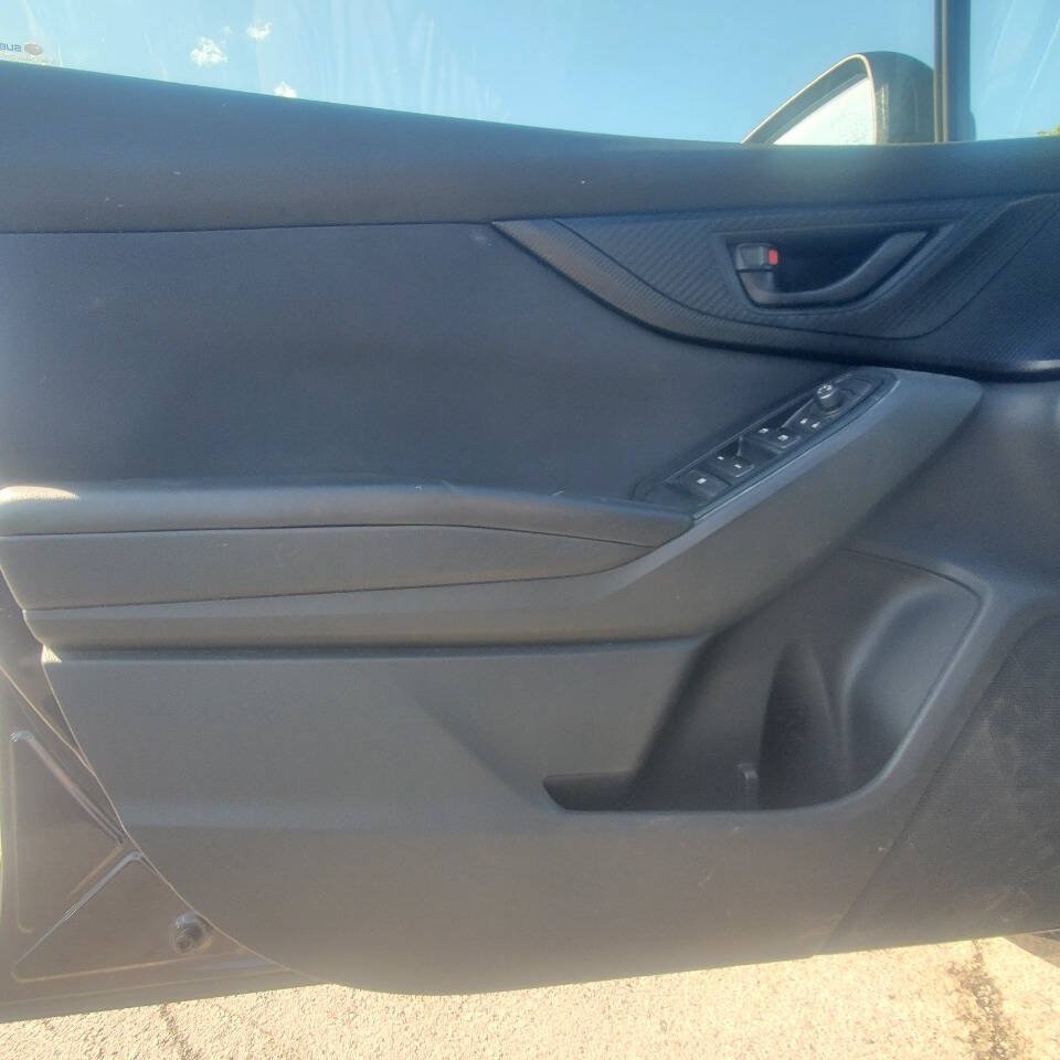Used 2019 Subaru Crosstrek 2.0i Premium w/ Moonroof Package AWD/4WD image 13