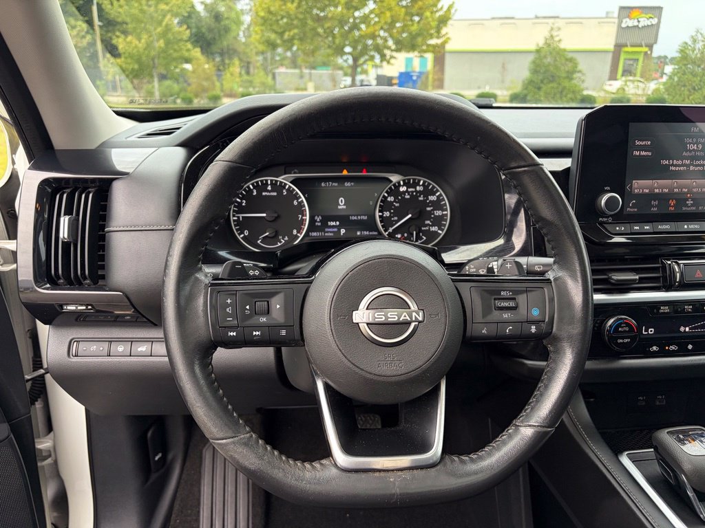Used 2022 Nissan Pathfinder SV w/ SV Premium Package FWD image 16