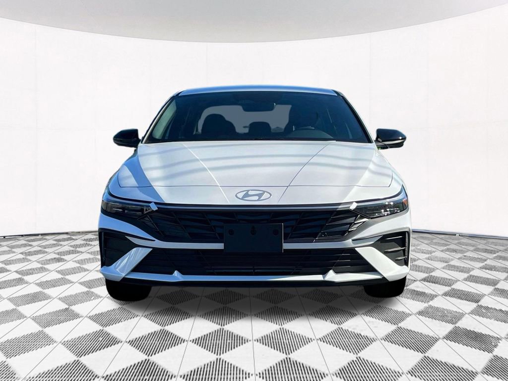 New 2025 Hyundai Elantra Sport w/ Cargo Package image 19
