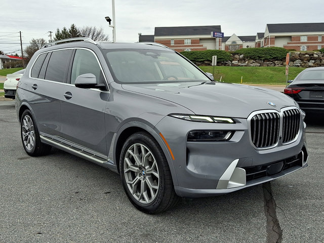 Certified 2023 BMW X7 xDrive40i w/ Premium Package AWD/4WD image 1
