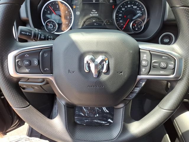 New 2026 RAM 1500 Express AWD/4WD image 22