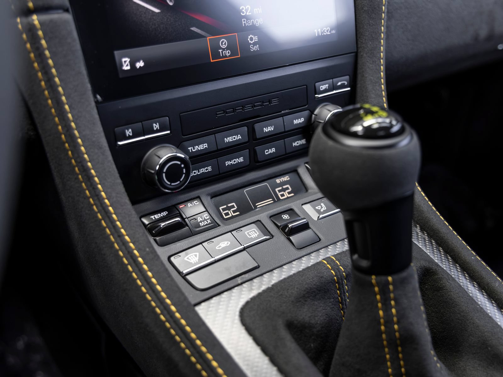 Certified 2025 Porsche 718 Boxster Spyder RS RWD image 62
