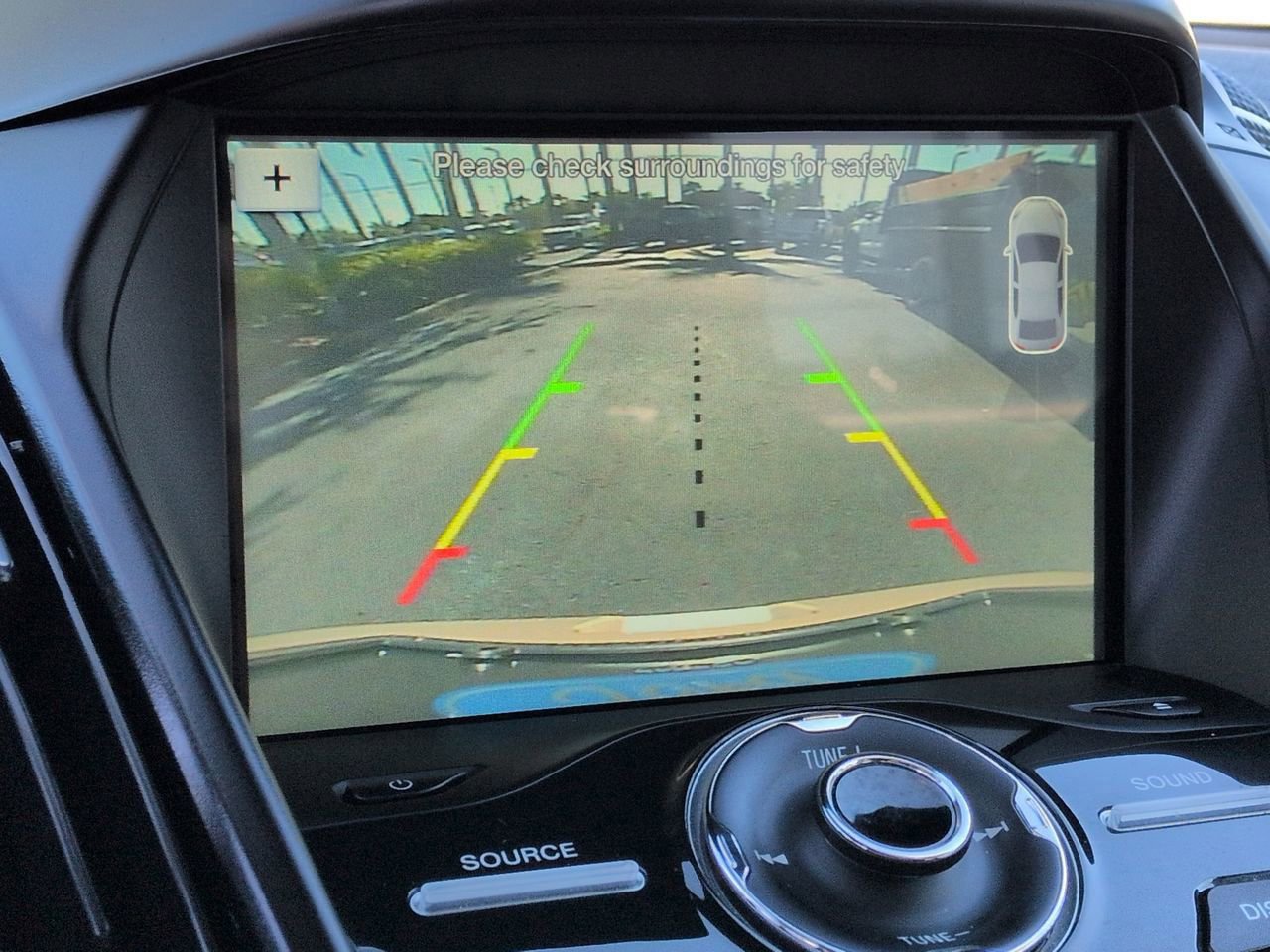 Used 2018 Ford Escape Titanium w/ Ford Safe & Smart Package AWD/4WD image 19