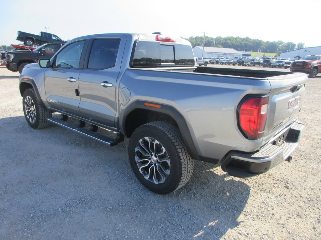 New 2026 GMC Canyon Denali AWD/4WD image 9