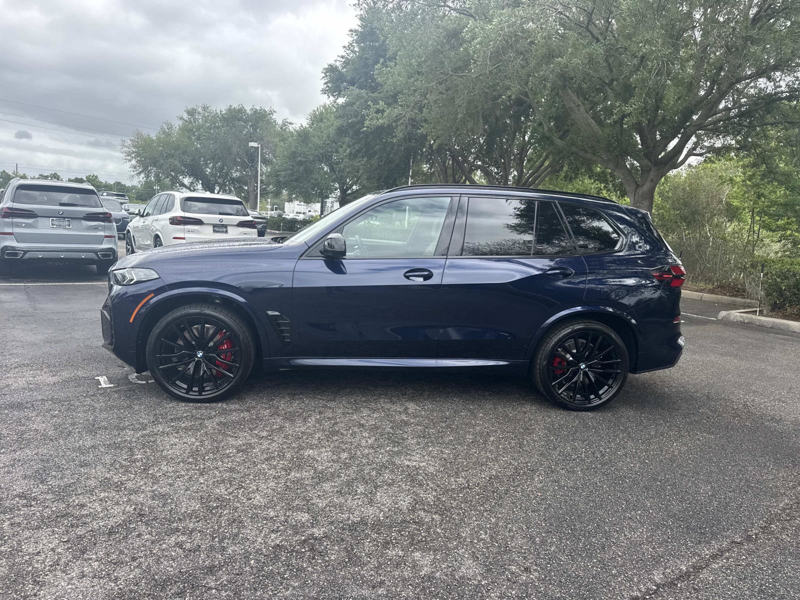 New 2026 BMW X5 M60i AWD/4WD image 7