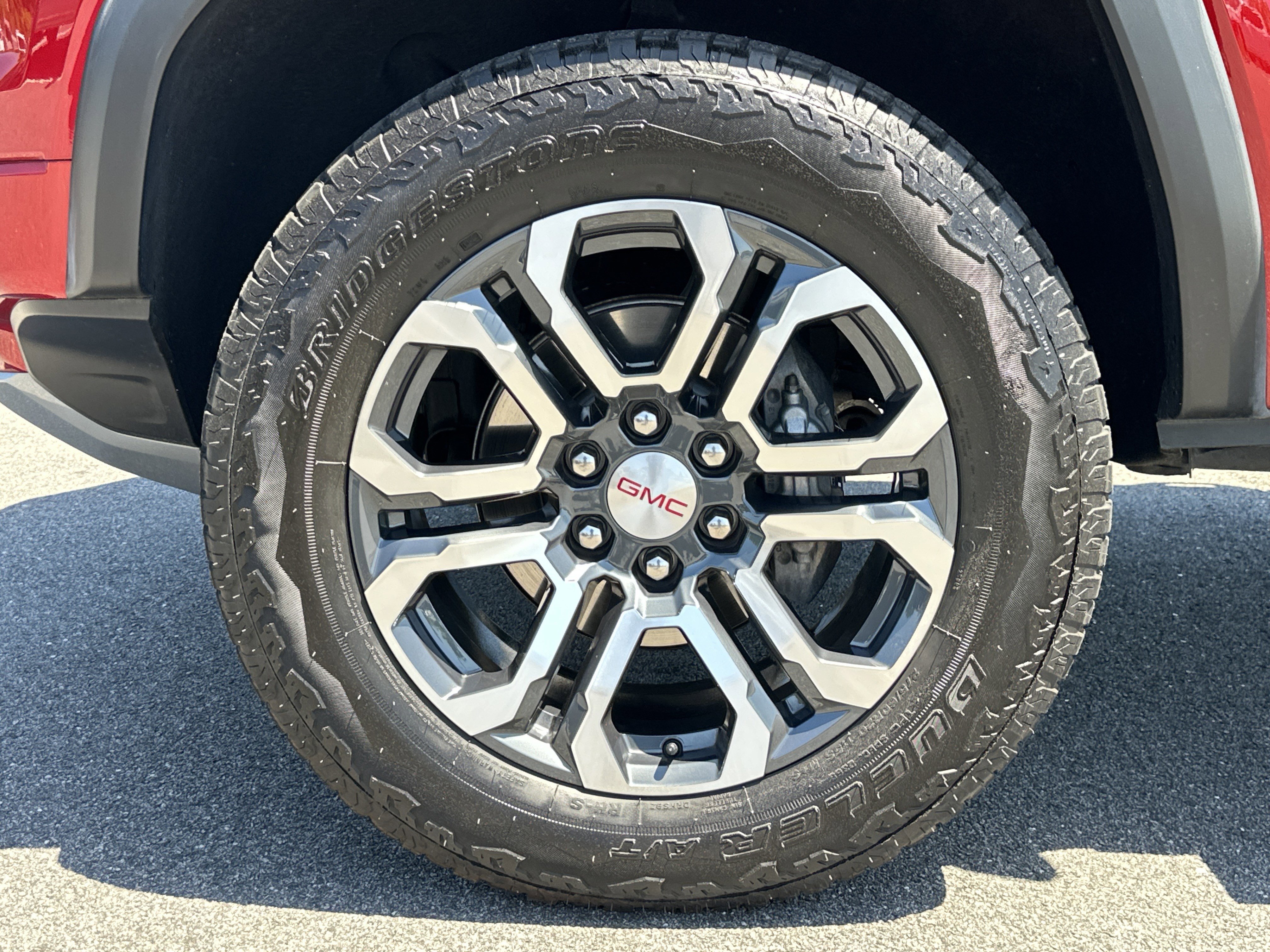 Certified 2023 GMC Canyon AT4 w/ AT4 Premium Package AWD/4WD image 12