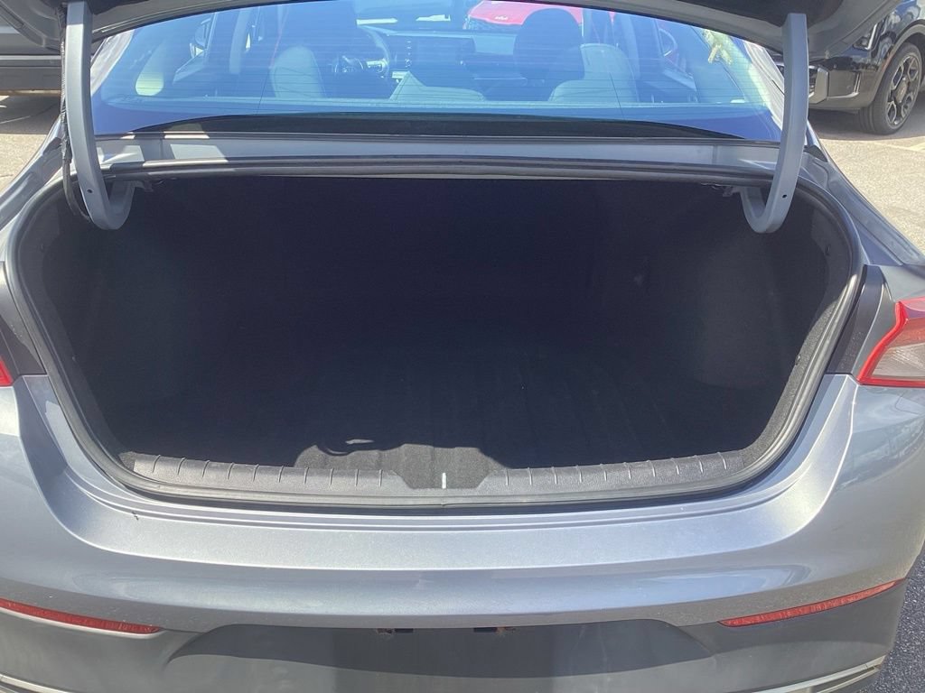 Used 2021 Kia K5 LX FWD image 8