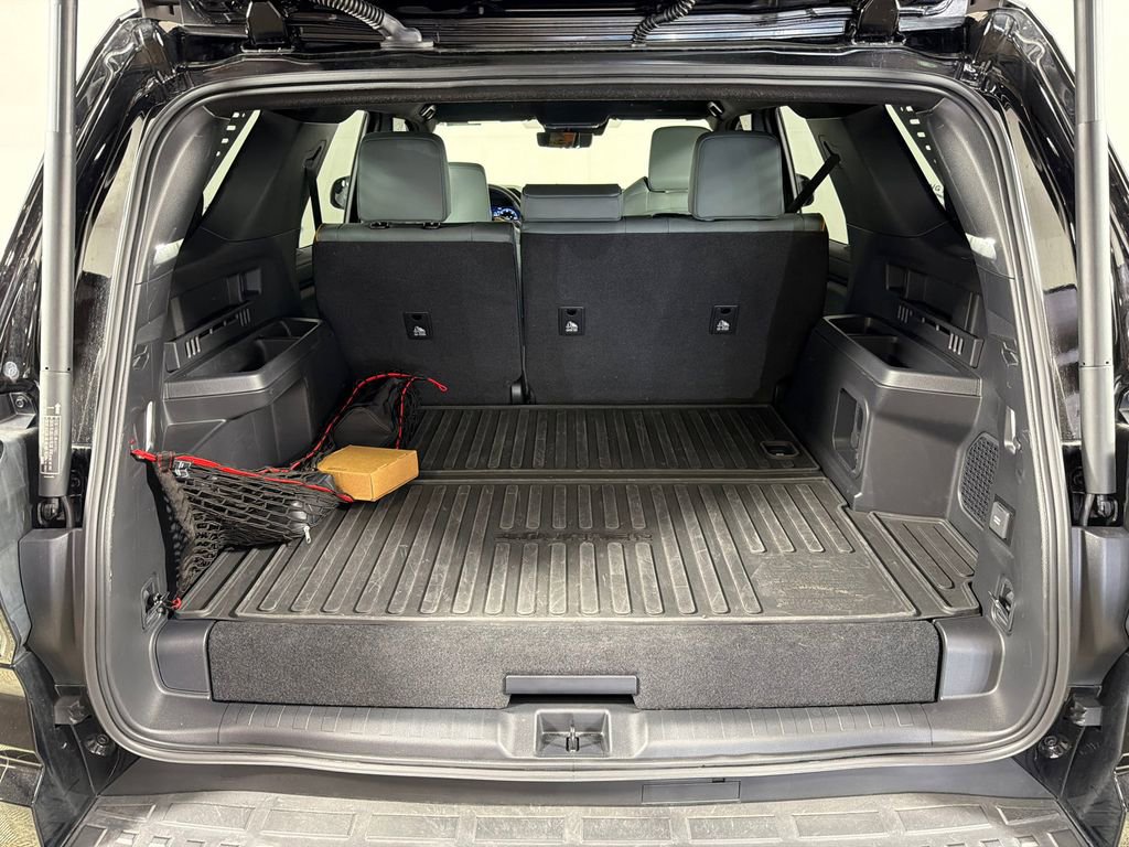 Used 2025 Toyota 4Runner Trailhunter AWD/4WD image 18