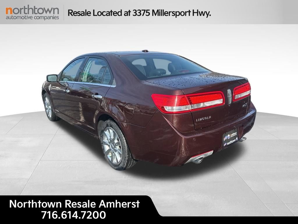 Used 2012 Lincoln MKZ image 3