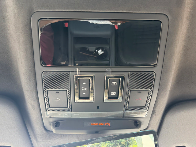 Certified 2026 Land Rover Defender 110 OCTA AWD/4WD image 22