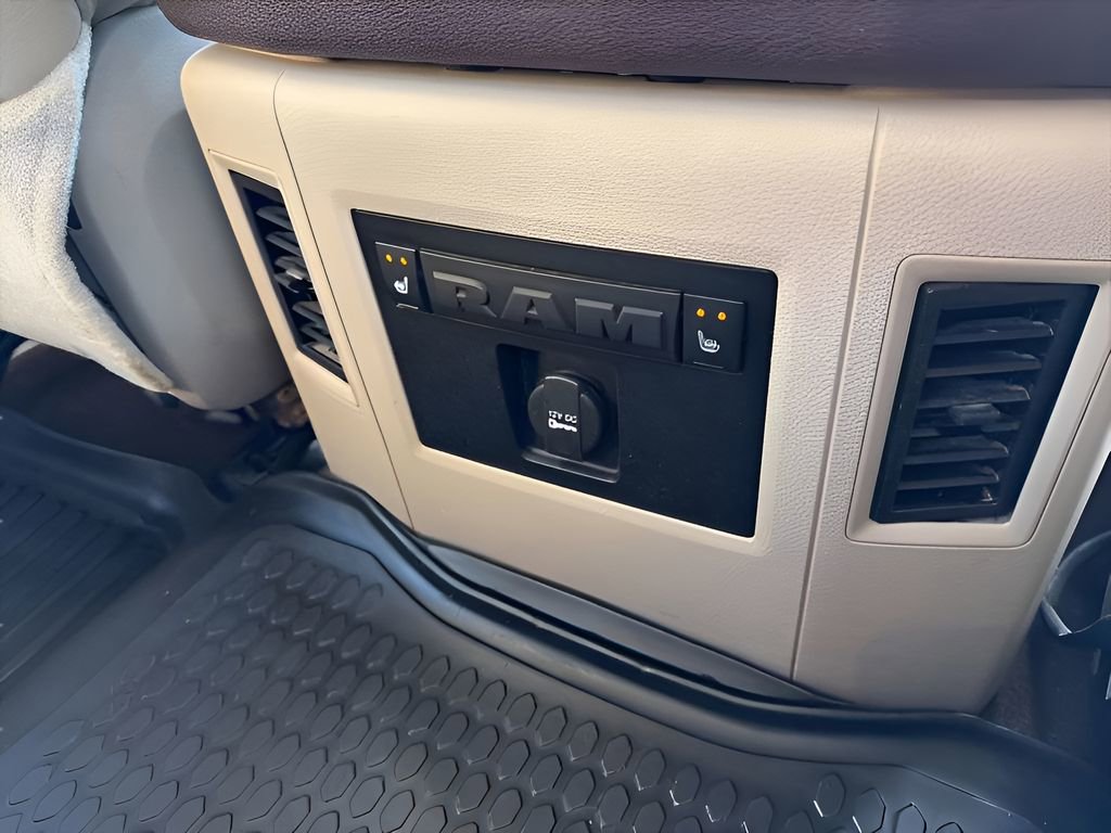 Used 2015 RAM 3500 Laramie image 17