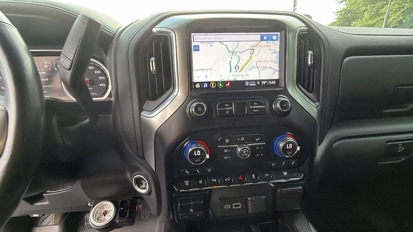 Used 2021 Chevrolet Silverado 3500 LTZ w/ LTZ Plus Package AWD/4WD image 6