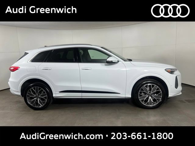 Certified 2025 Audi Q5 Premium w/ Premium Plus AWD/4WD image 8