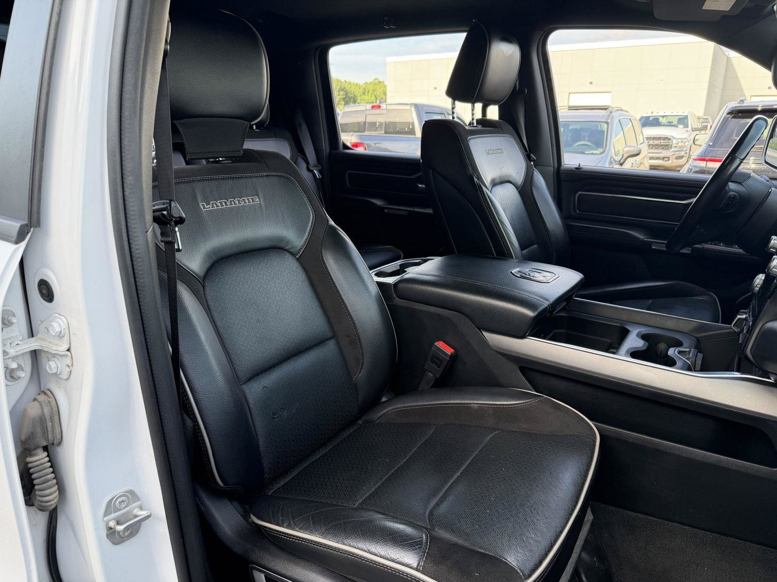 Used 2023 RAM 1500 Laramie AWD/4WD image 21