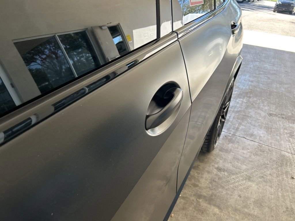 Used 2020 BMW X5 M Competition w/ Executive Package image 17