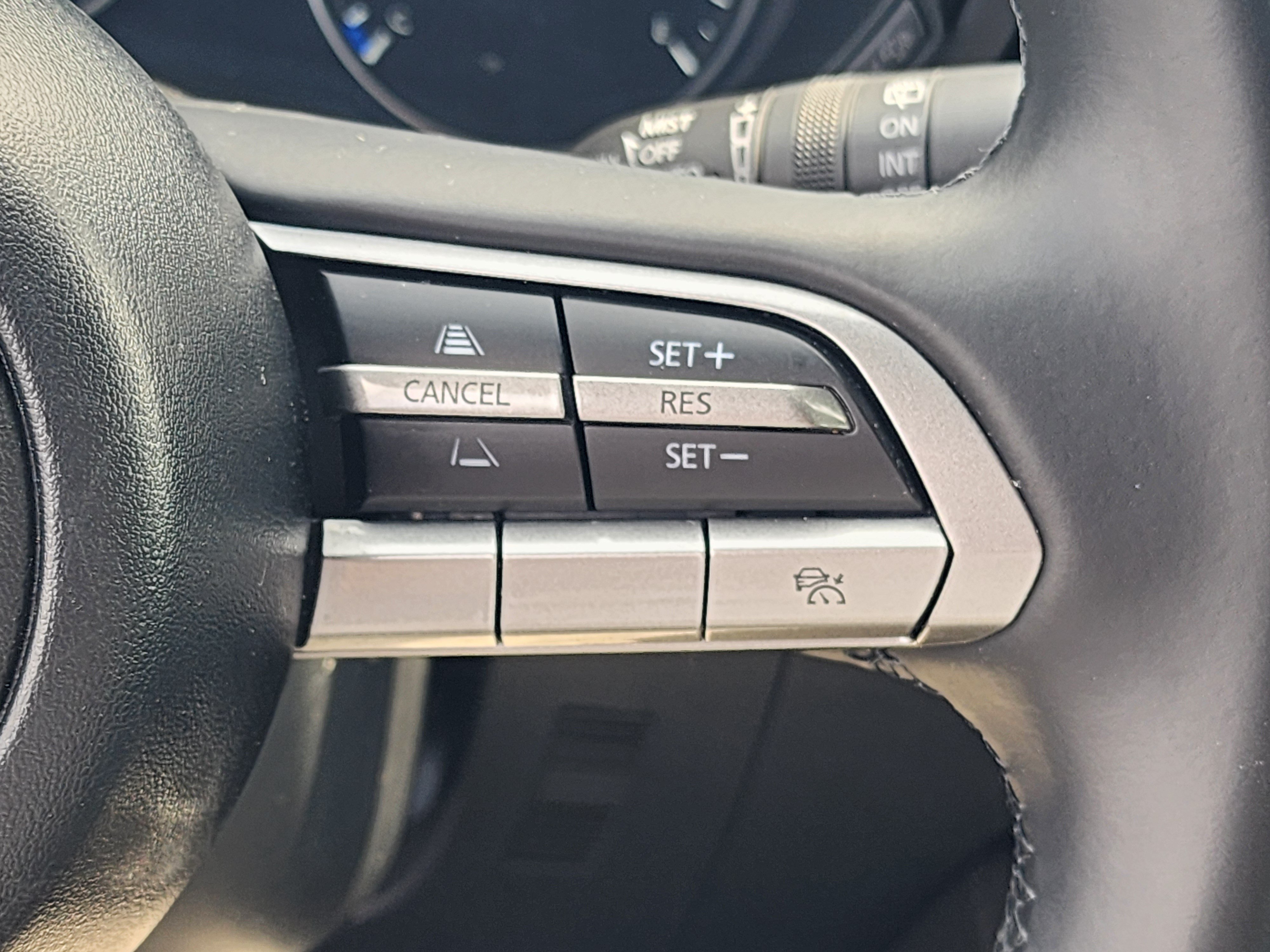 Used 2023 MAZDA MAZDA3 s FWD image 24