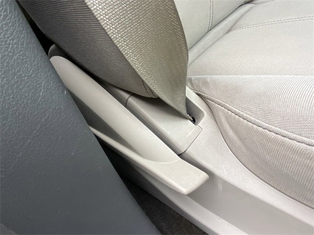 Used 2013 Ford Edge SE image 18