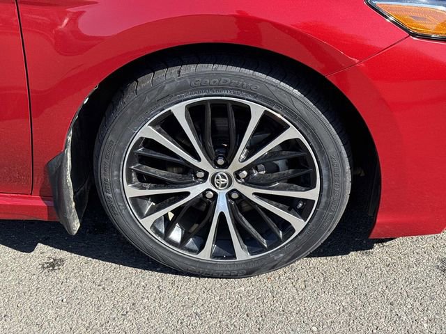 Used 2019 Toyota Camry SE w/ Convenience Package FWD image 7
