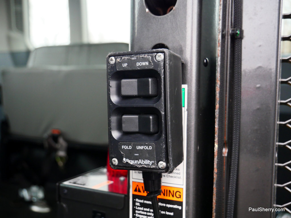 Used 2019 Ford Transit 350 XL image 14