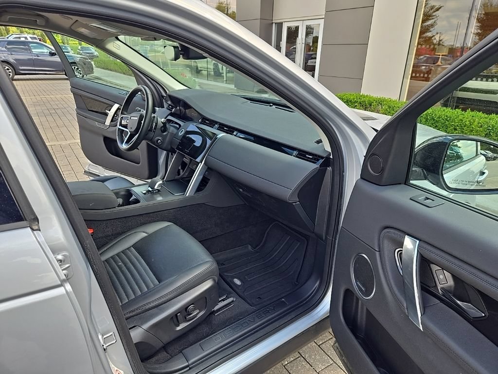Used 2025 Land Rover Discovery Sport S AWD/4WD image 20