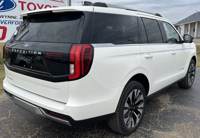 New 2025 Ford Expedition Platinum image 8