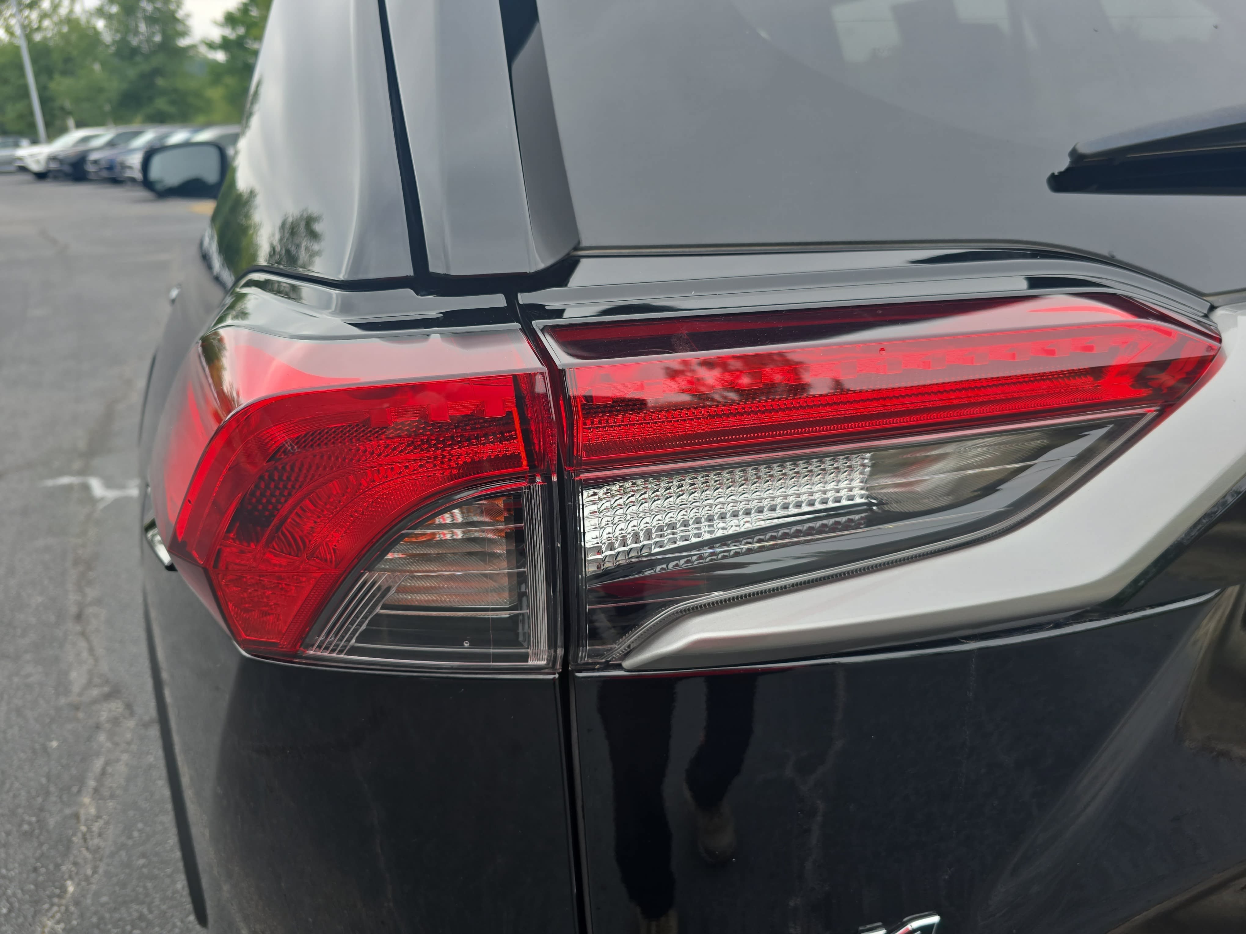 Used 2024 Toyota RAV4 Limited w/ Advanced Technology Package AWD/4WD image 35