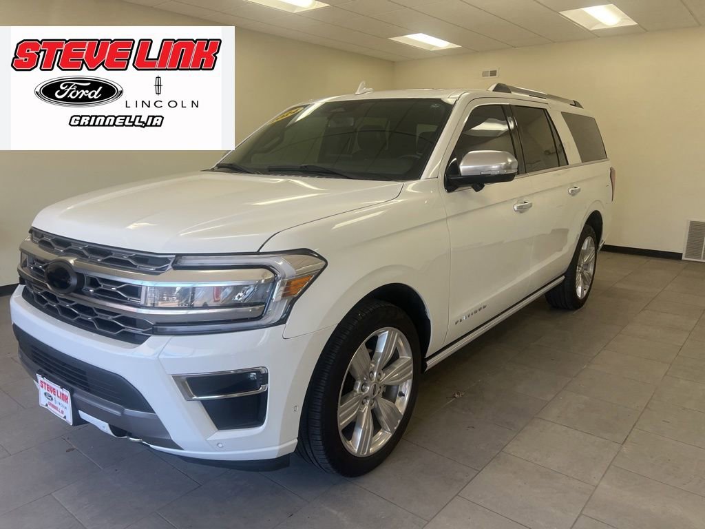 Used 2024 Ford Expedition Max Platinum AWD/4WD image 2