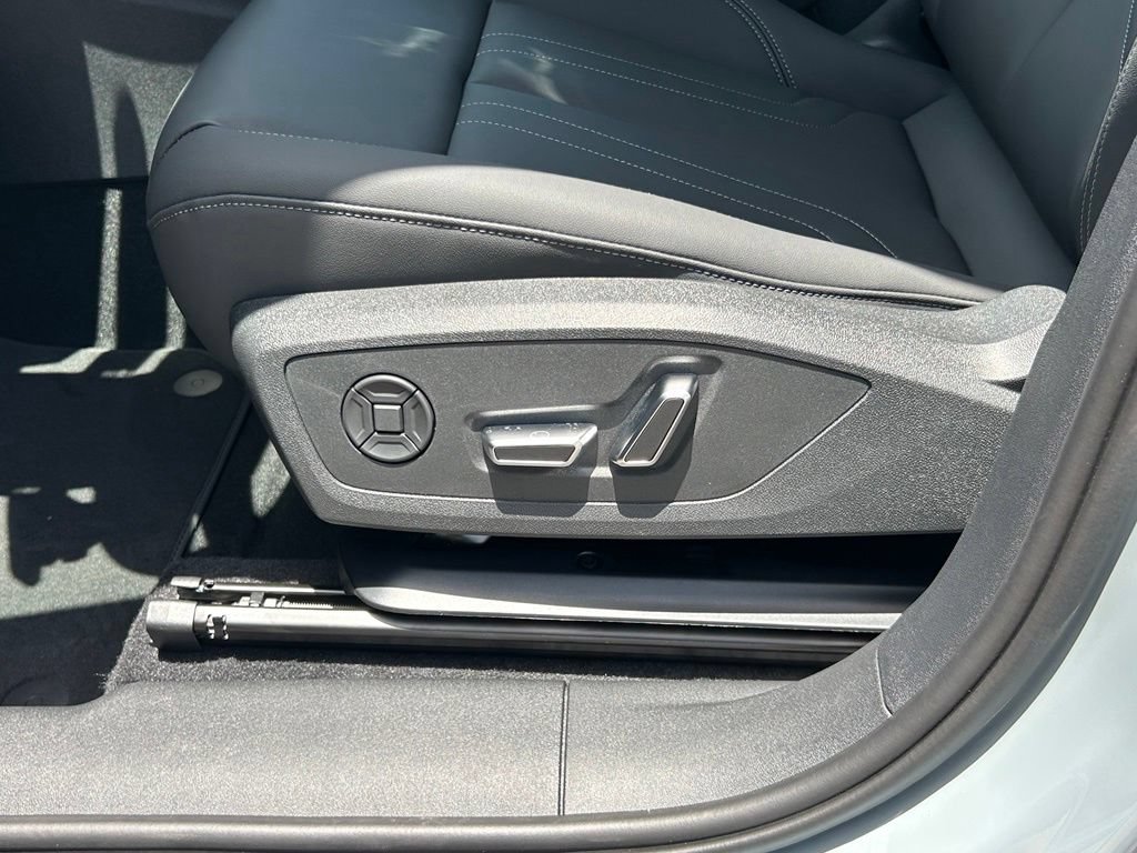 New 2026 Audi Q3 quattro 2.0T AWD/4WD image 21