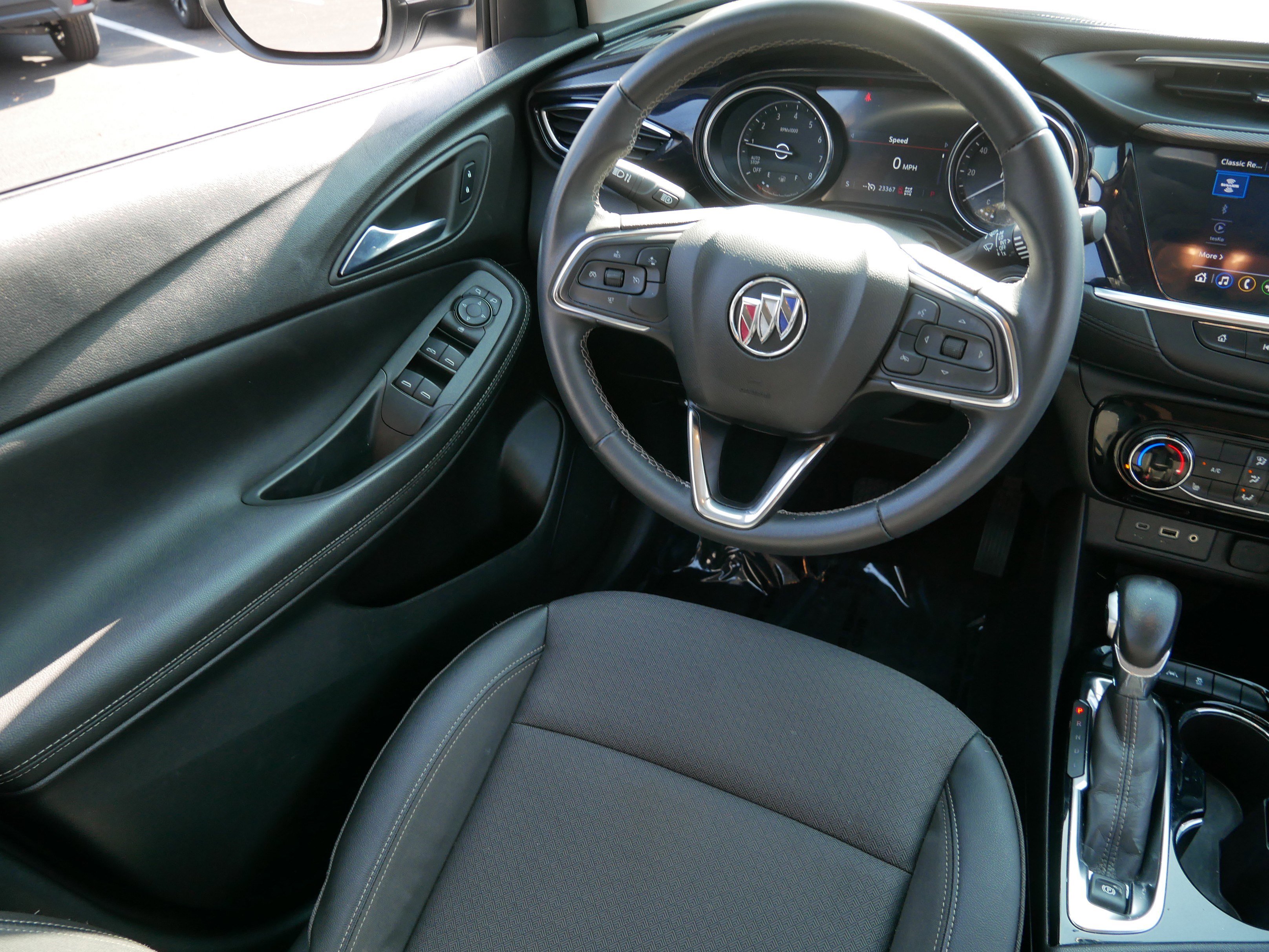 Used 2022 Buick Encore GX Preferred w/ Cold Weather Comfort Package image 9